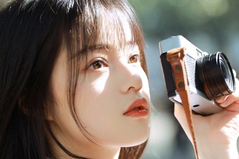 狮子座女生喜欢一个人的表现，怎么判断狮子座动心了1