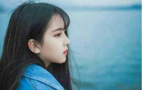 双子座女生喜欢一个人会焦虑不安