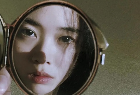 水瓶女对你心动的10个信号，你看出来了吗y