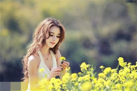 天秤女对你心动的信号