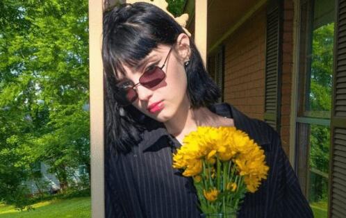 不喜欢你但你们又是朋友