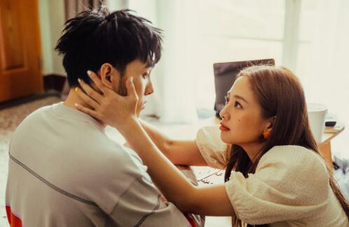 给狮子座男生的几点恋爱小技巧1