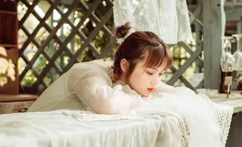 巨蟹女喜欢一个人的表现二