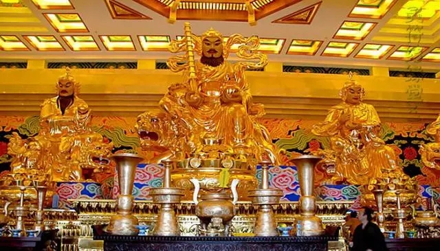 2024年9月4日财神方位在哪