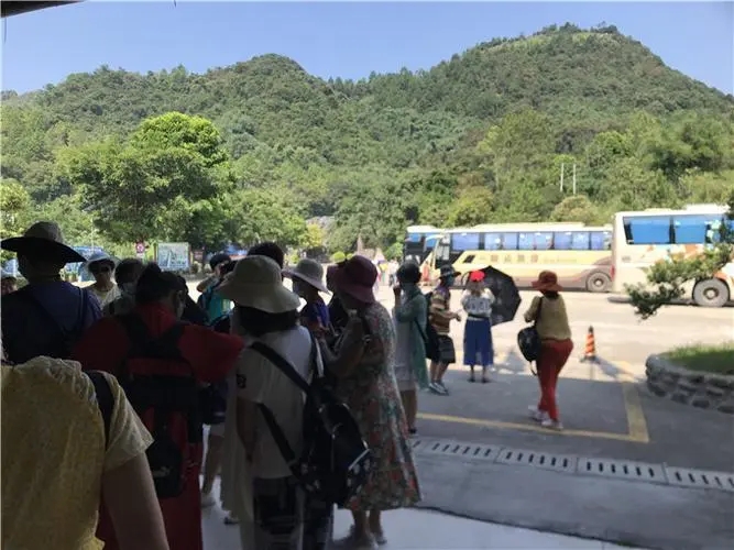 广东中秋出游返乡政策