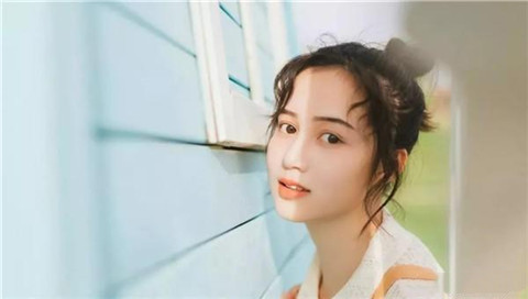 克莱因蓝为什么突然火的