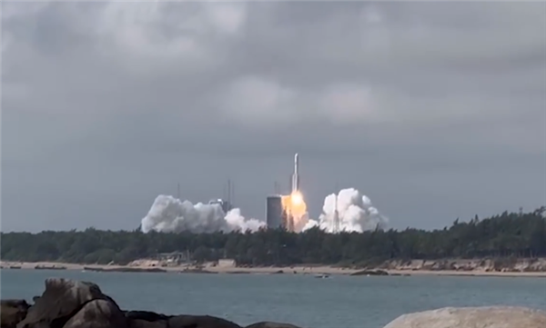 天舟五号成功发射 网友拍到穿云而出绝美画面：浪漫