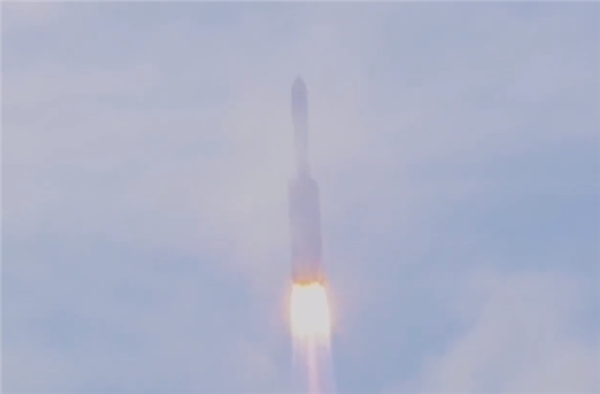 天舟五号成功发射 网友拍到穿云而出绝美画面：浪漫