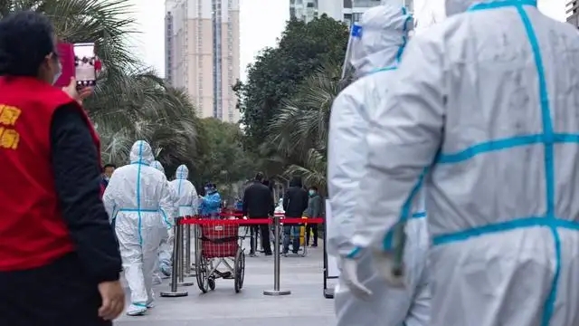 重庆四区75%新增感染者在社会面发现