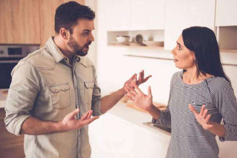 精神上出轨算背叛吗1