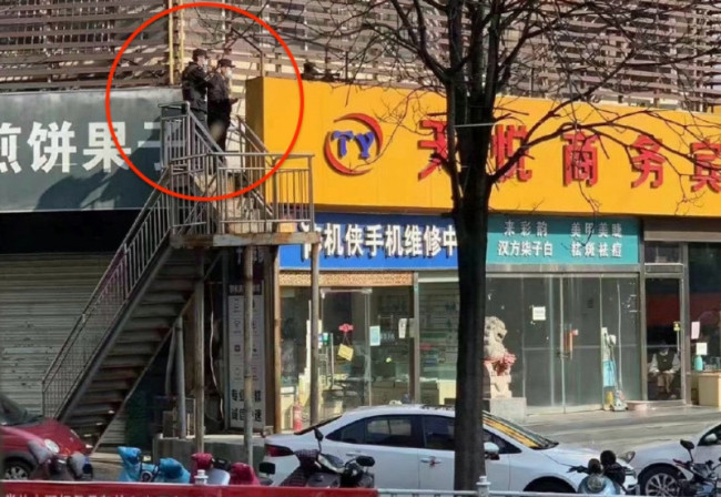 泰安警方成功处置一起银行抢劫案