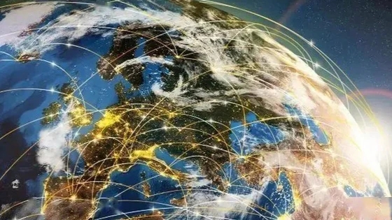 以团结合作迎时代挑战促全球发展