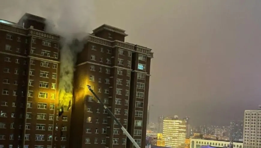 乌鲁木齐一住宅楼起火致10人死亡