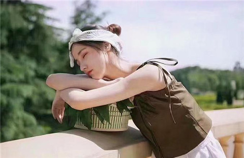 女生突然对你态度冷淡是怎么回事3