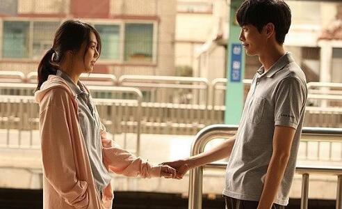 女人出轨多为爱