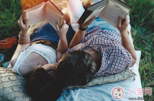 男人在啪啪的时候为什么喜欢吻胸 男人啪啪除了摸胸还有哪些行为