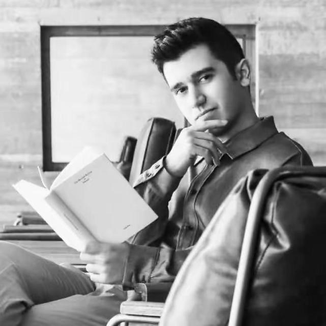 唐小强葬礼有人特地从海外飞回送别