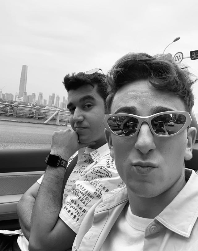 唐小强葬礼有人特地从海外飞回送别