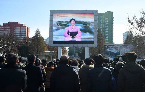 朝鲜成功试射“火星-15”型洲际弹道导弹