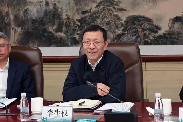 新一届全国人大代表选出 共2977名