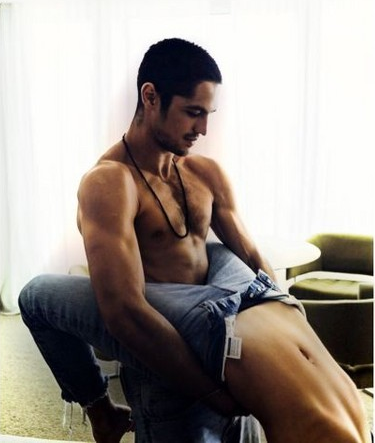 6个前戏技巧让你爱爱更滋润 爱爱前最有感觉的前戏姿势