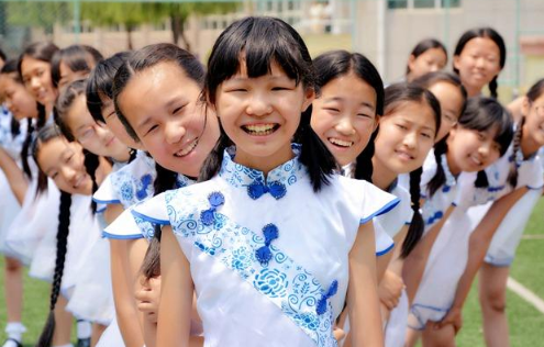 孩子小学毕业父母简短感言句子2020 家长小学毕业感言朋圈说说2020