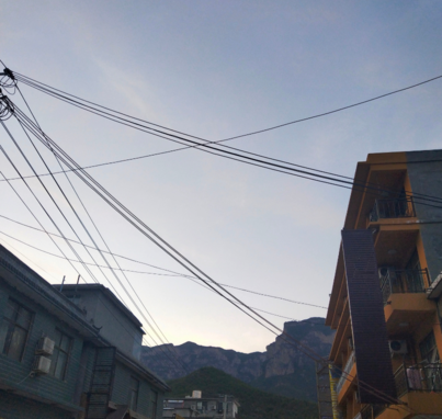 登山心情发朋友圈句子 关于爬山累的幽默说说