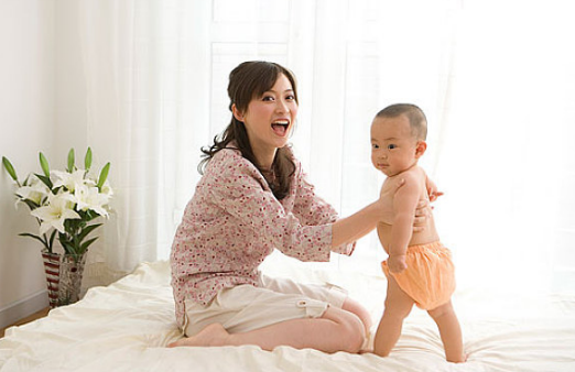 生儿子的祝福语怎么说 生儿子的四个字祝福语