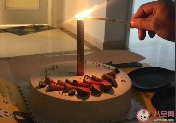 三十岁生日感言朋友说说 表达三十岁生日感慨句子文案