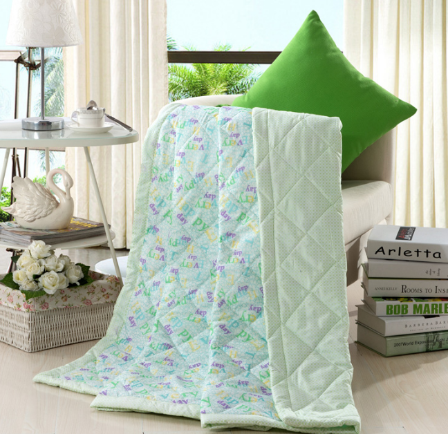 空调被可以放洗衣机里洗吗 空调被的正确清洗方法2018