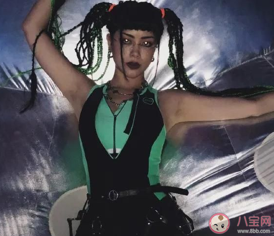 Y2K风格什么意思 Y2K风格穿搭分享