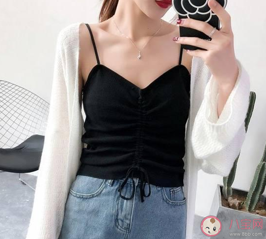 夏天穿什么颜色的衣服更凉快 什么衣服面料夏天穿最舒适