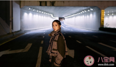 邓紫棋《孤独》歌词是什么 《孤独》完整版歌词在线听歌