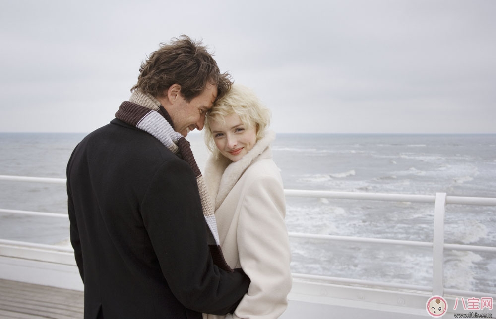 第一次做爱姿势方法 女性第一次做爱是什么感觉