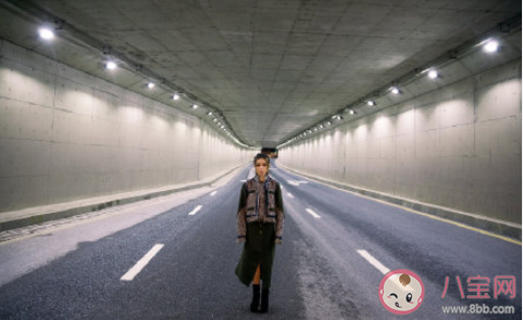 邓紫棋《孤独》歌词是什么 《孤独》完整版歌词在线听歌