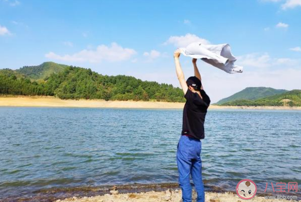 斜杠青年是什么意思 斜杠青年是褒义词还是贬义词