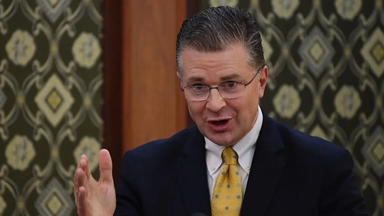 美临时喊停蔡英文“过境”简报会