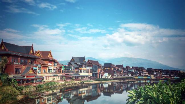 专家建议去西双版纳买房