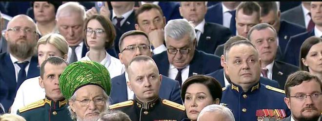 乌官员称访问赫尔松的是普京替身