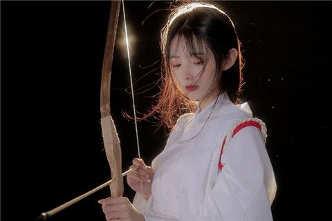 和水瓶座女生谈恋爱需要注意什么？水瓶座恋爱最在意这三点