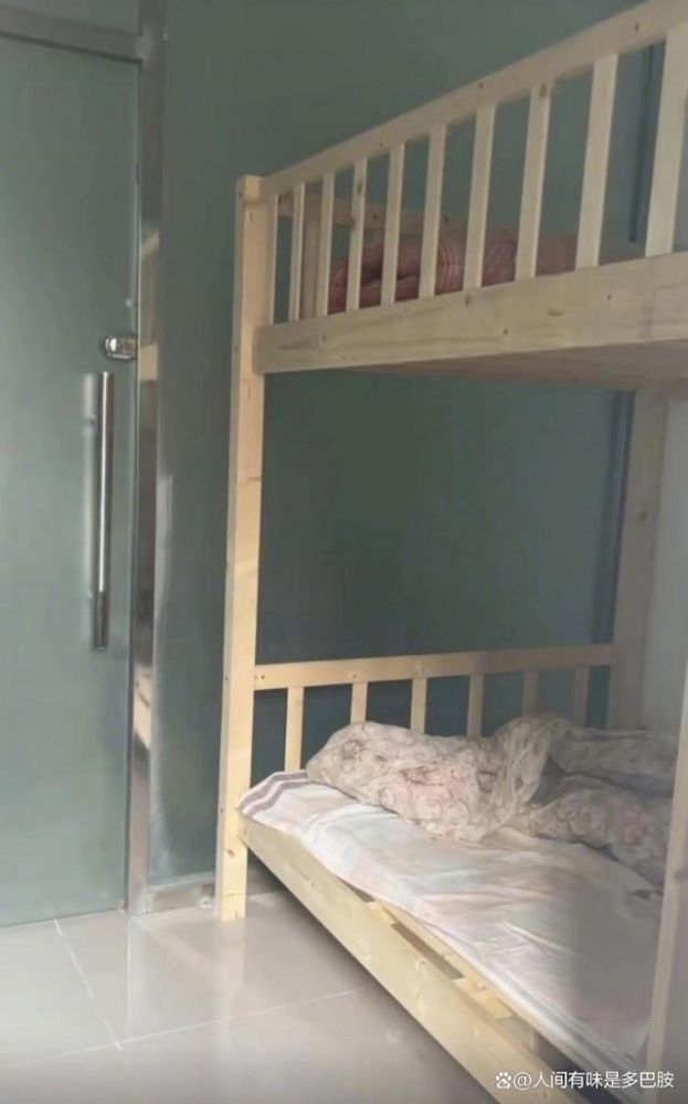 女局长回应被指自配30平方米休息室