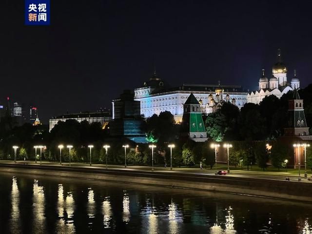 俄国民警卫队中央区所有军官到岗