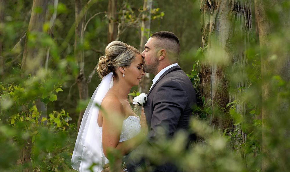 2024年12月18日老黄历_打麻将财神方位_五行穿衣_卦象_2024年12月18日黄道吉日_今日黄历查询