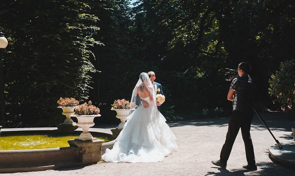 2024年12月14日老黄历_打麻将财神方位_五行穿衣_卦象_2024年12月14日黄道吉日_今日黄历查询