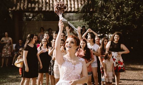 2024年12月22日老黄历_打麻将财神方位_五行穿衣_卦象_2024年12月22日黄道吉日_今日黄历查询