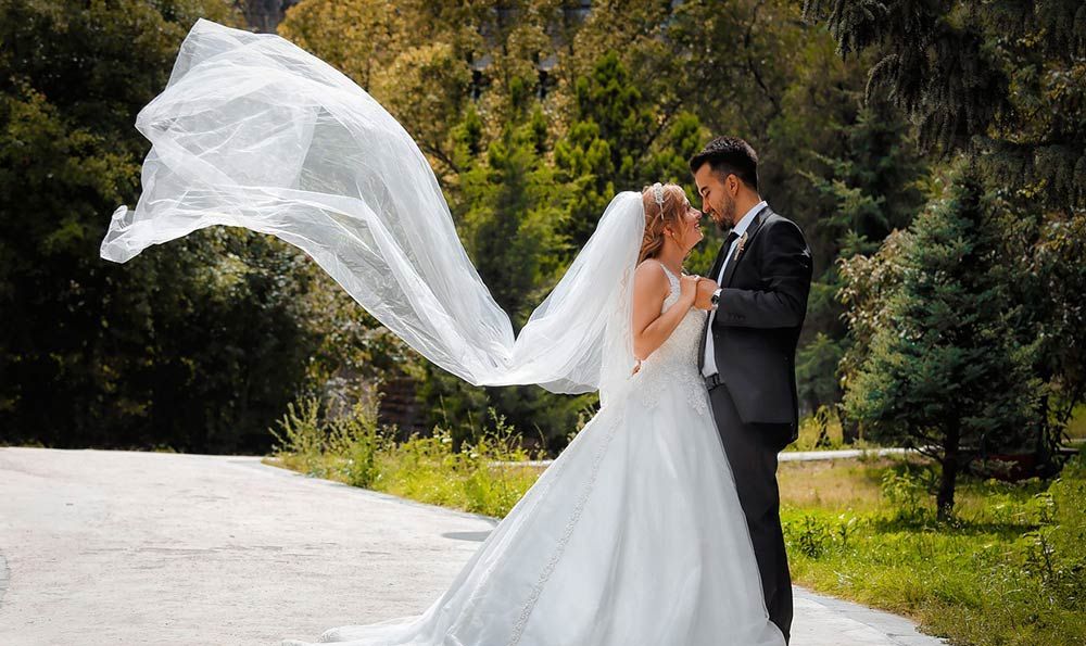 2024年12月11日老黄历_打麻将财神方位_五行穿衣_卦象_2024年12月11日黄道吉日_今日黄历查询